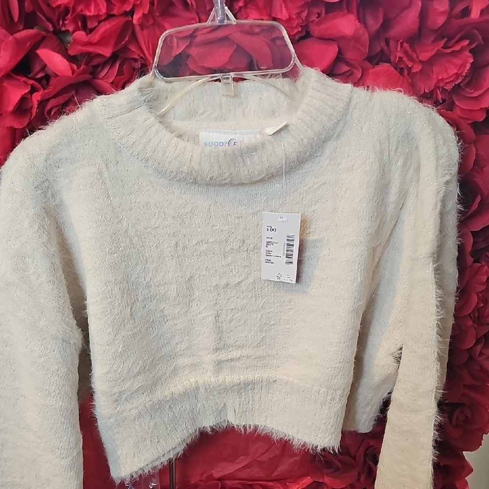 Sugar & Jade NWT Girls Cream Fuzzy Super Soft  Cropped Sweater Size Small (8)